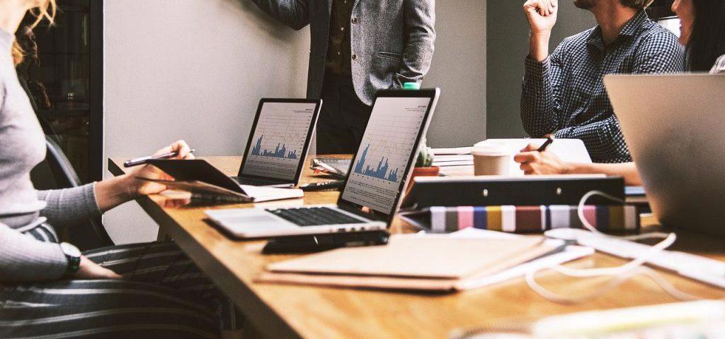 Manpower: Πώς η Αυτοματοποίηση Επαναπροσδιορίζει την Εργασία Manpower: Πώς η Αυτοματοποίηση Επαναπροσδιορίζει την Εργασία